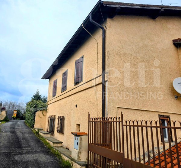 casa indipendente in vendita a Paliano in zona Terrignano