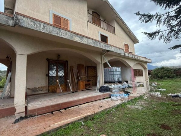 casa indipendente in vendita a Paliano