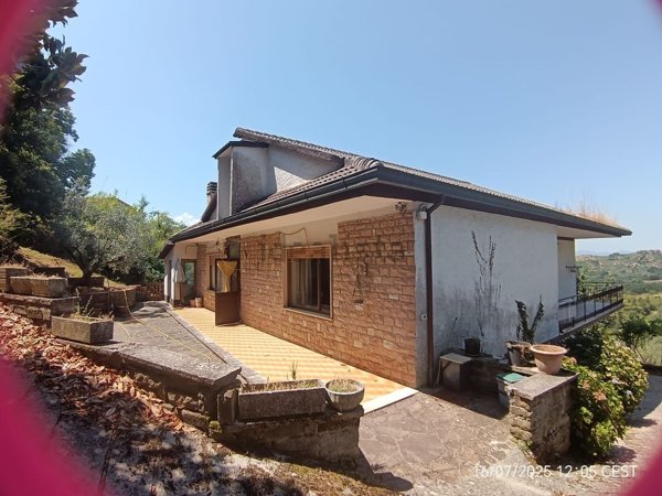 casa indipendente in vendita a Paliano