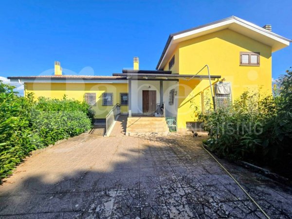 casa indipendente in vendita a Paliano