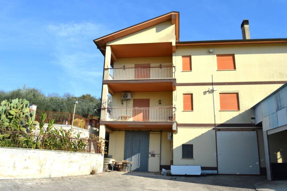 casa indipendente in vendita a Paliano