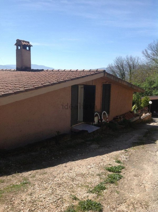 casa indipendente in vendita a Paliano