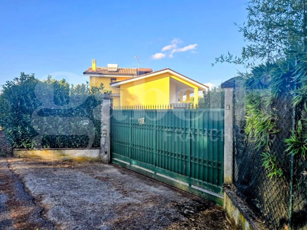 casa indipendente in vendita a Paliano in zona Costa Croce