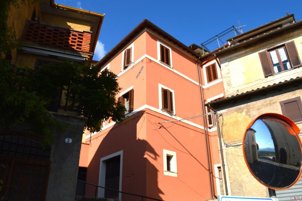 appartamento in vendita a Paliano in zona Costa Croce