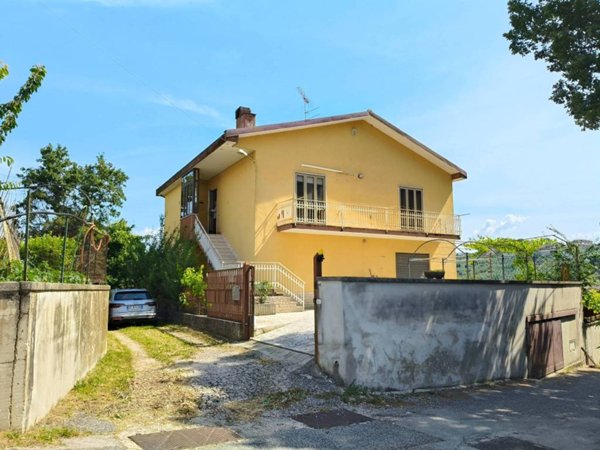 casa indipendente in vendita a Paliano