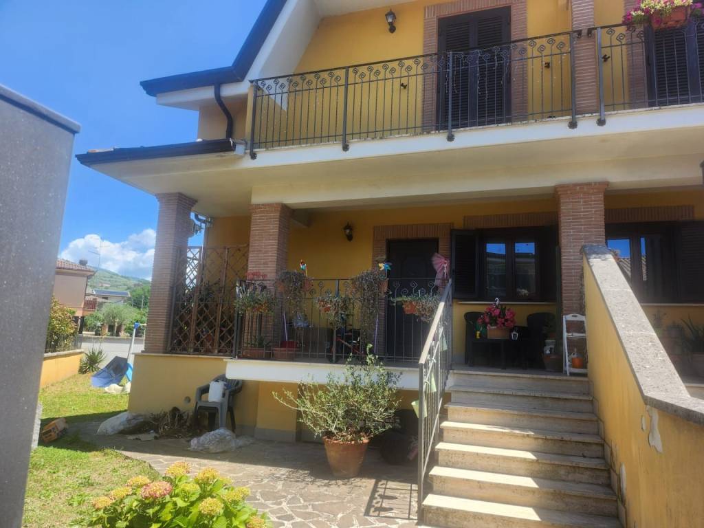 casa indipendente in vendita a Paliano in zona Costa Croce