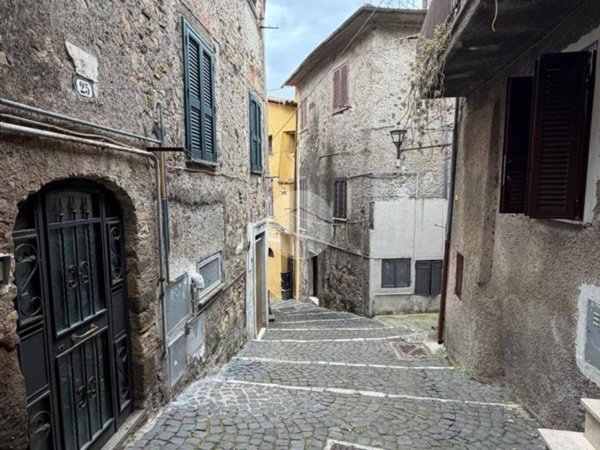 appartamento in vendita a Paliano in zona Sant'Anna