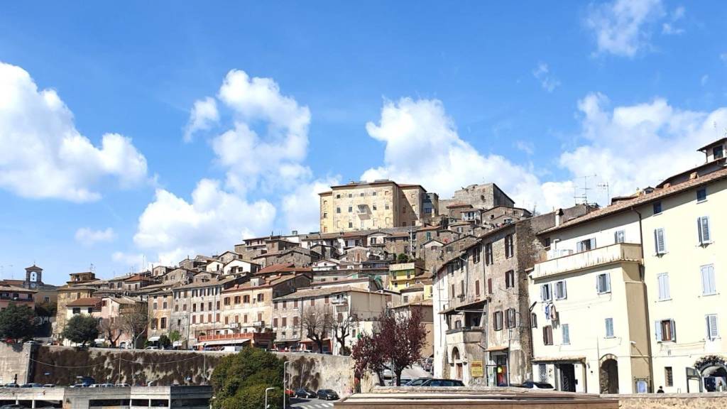appartamento in vendita a Paliano in zona Sant'Anna
