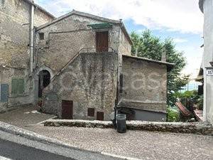 appartamento in vendita a Paliano in zona Sant'Anna