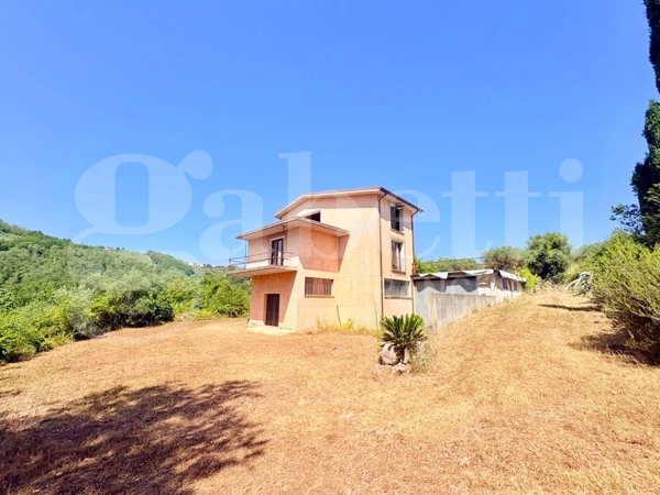 casa indipendente in vendita a Paliano in zona Terrignano