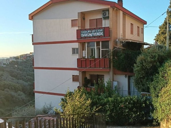 appartamento in vendita a Paliano in zona Sant'Anna