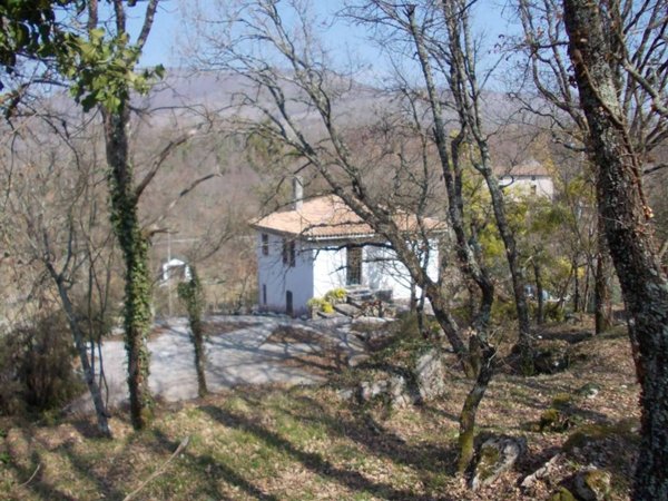 casa indipendente in vendita a Pastena