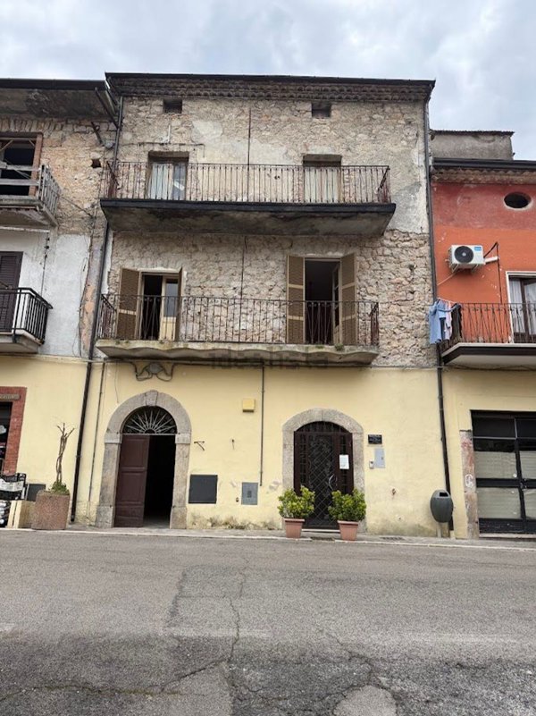 casa indipendente in vendita a Pastena