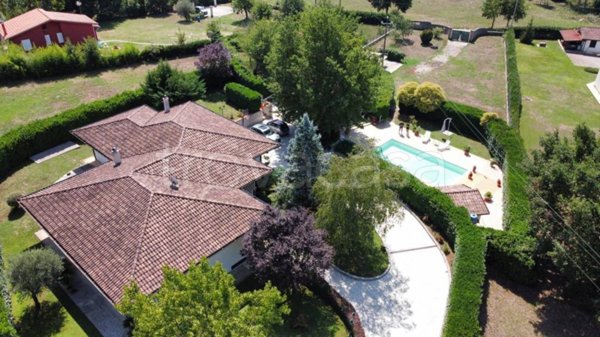 casa indipendente in vendita a Patrica