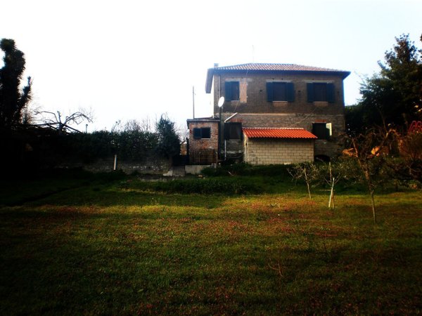 casa indipendente in vendita a Patrica