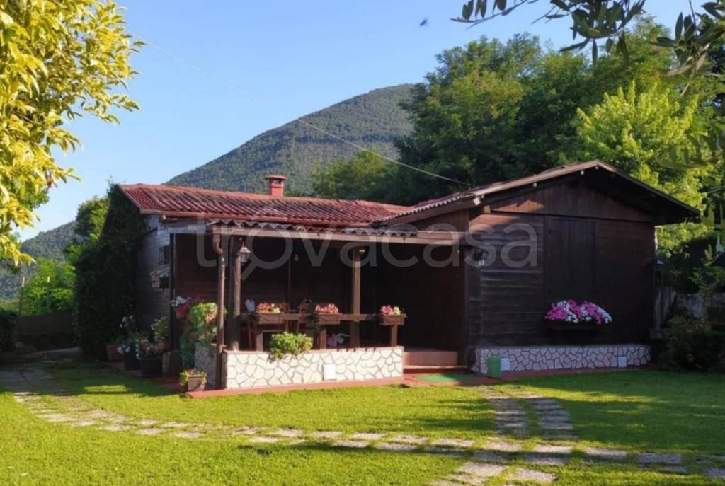 casa indipendente in vendita a Patrica