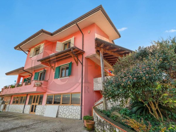 casa indipendente in vendita a Patrica