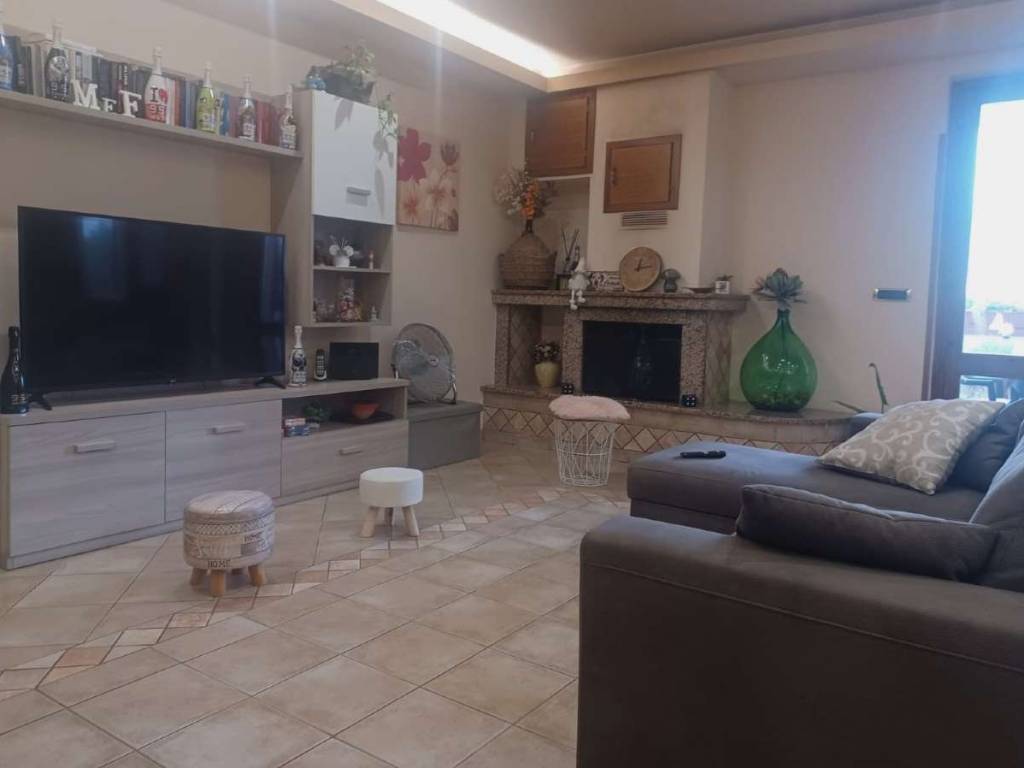 appartamento in vendita a Patrica