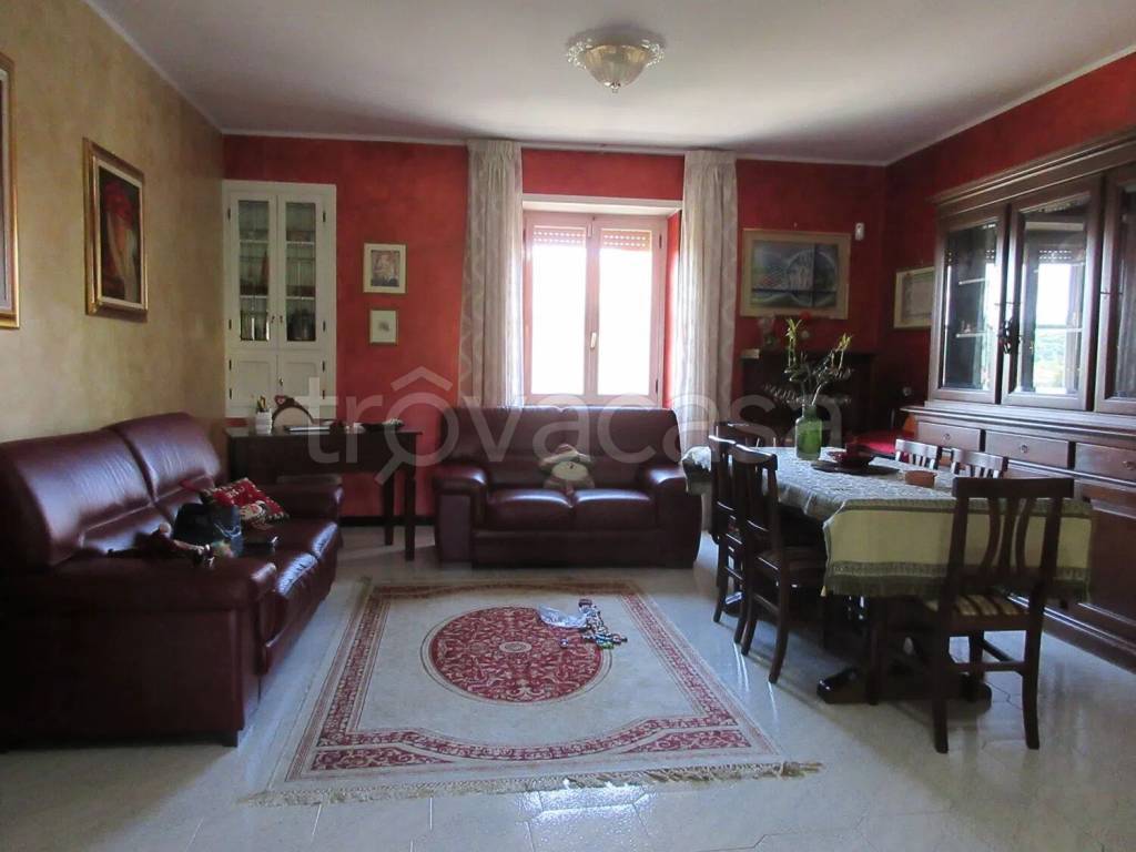 appartamento in vendita a Patrica
