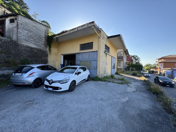 locale commerciale in vendita a Patrica