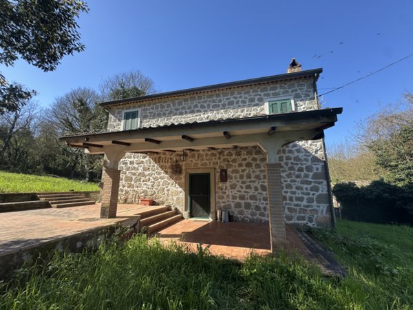 casa indipendente in vendita a Patrica