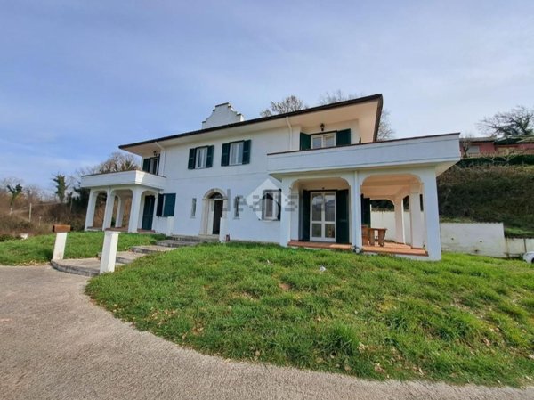 casa indipendente in vendita a Patrica