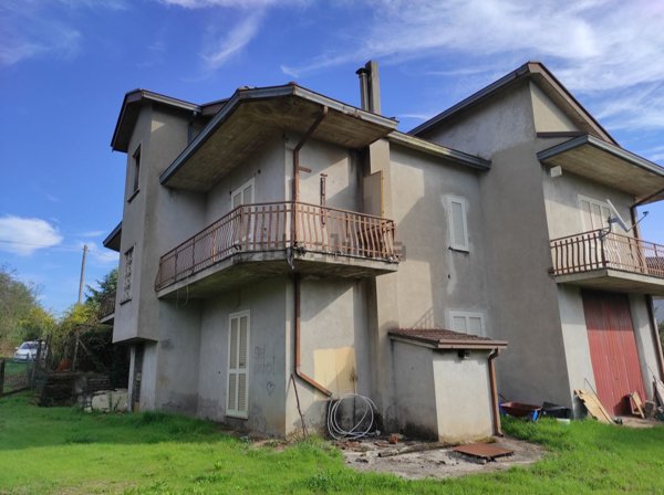 casa indipendente in vendita a Patrica