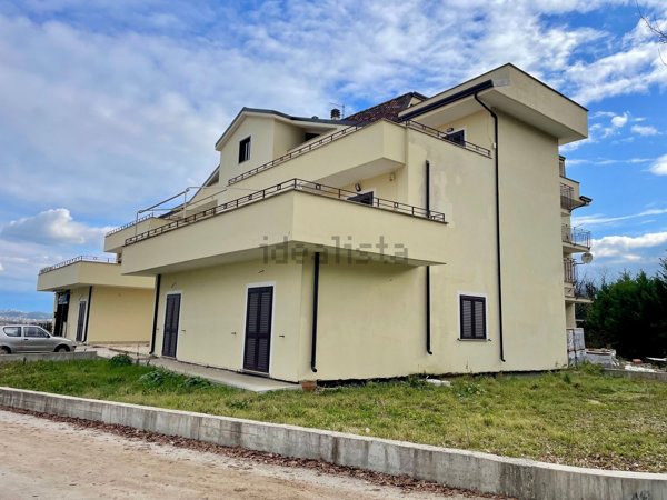 appartamento in vendita a Patrica