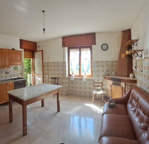 appartamento in vendita a Patrica