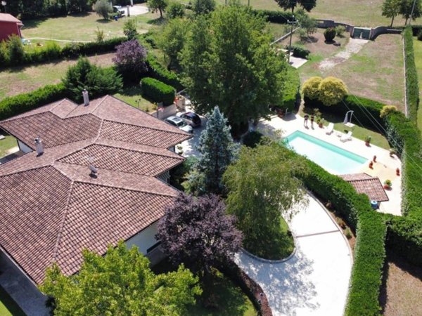 casa indipendente in vendita a Patrica