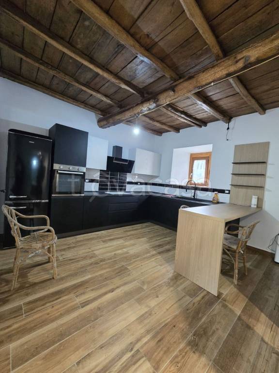 casa indipendente in vendita a Patrica