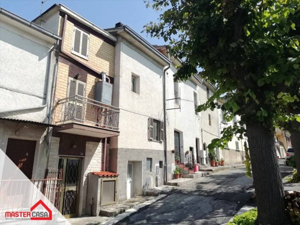 appartamento in vendita a Pescosolido