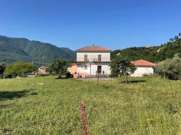 casa indipendente in vendita a Picinisco