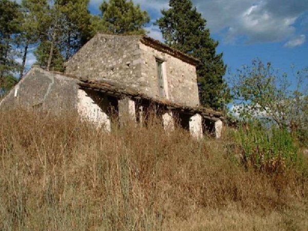 casa indipendente in vendita a Pico