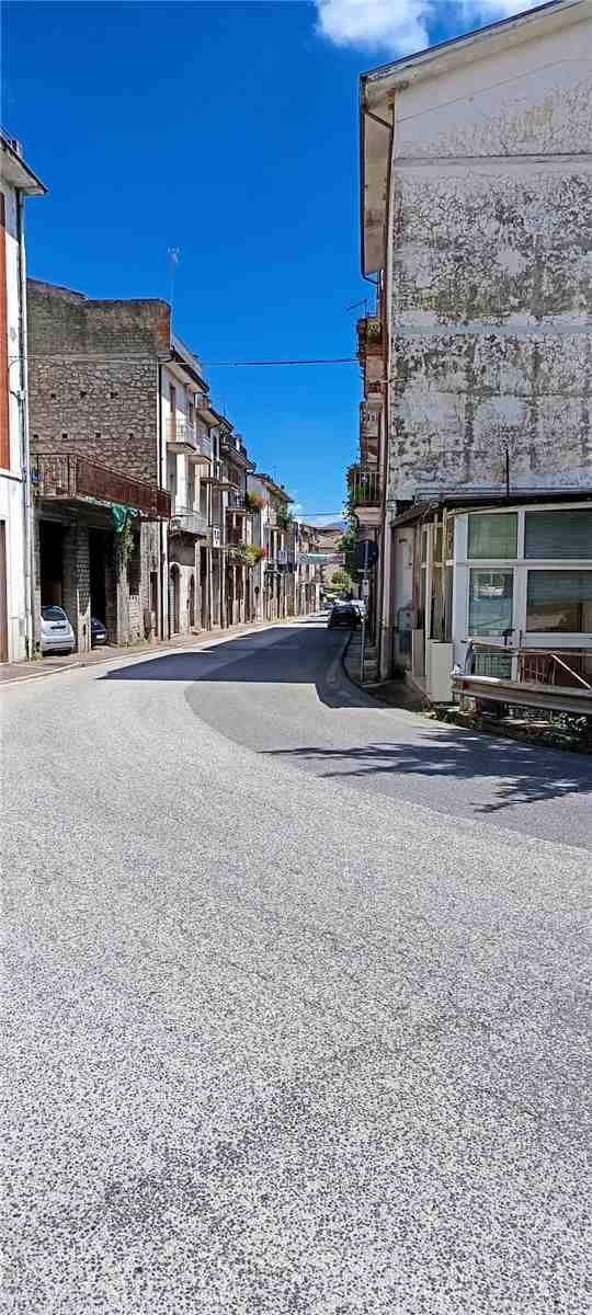 casa indipendente in vendita a Pico