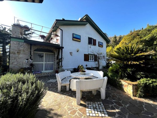 casa indipendente in vendita a Pico