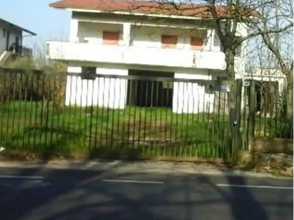 casa indipendente in vendita a Piedimonte San Germano