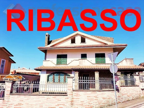 casa indipendente in vendita a Piedimonte San Germano