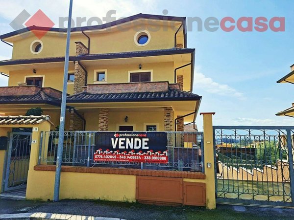 casa indipendente in vendita a Piedimonte San Germano