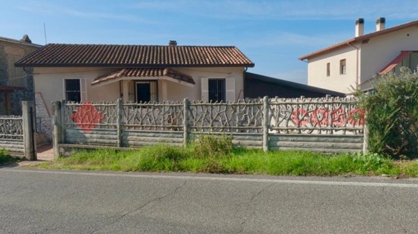 casa indipendente in vendita a Piglio