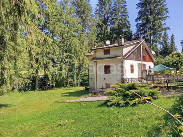casa indipendente in vendita a Piglio