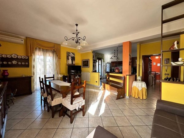 casa indipendente in vendita a Piglio