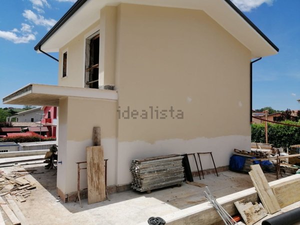 casa indipendente in vendita a Piglio