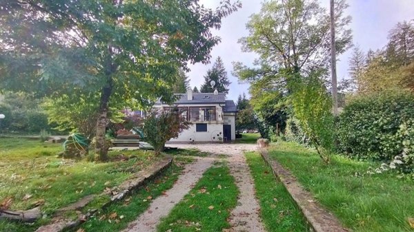 casa indipendente in vendita a Piglio