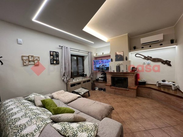 casa indipendente in vendita a Piglio