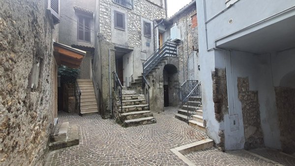 appartamento in vendita a Piglio