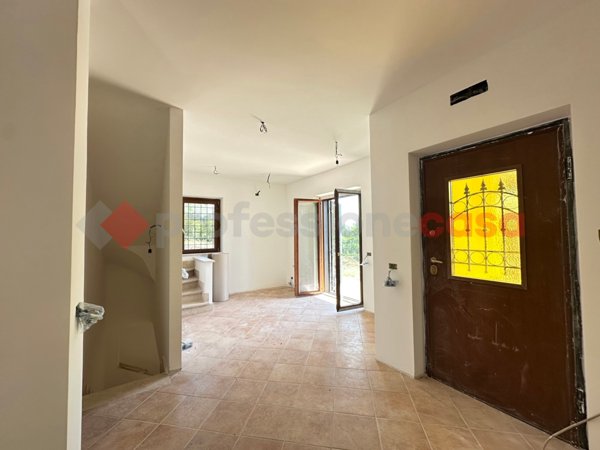 casa indipendente in vendita a Piglio