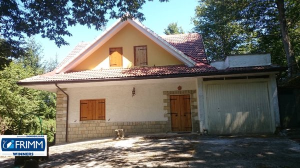 casa indipendente in vendita a Piglio