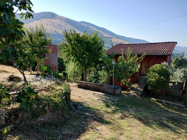 casa indipendente in vendita a Piglio