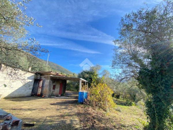 casa indipendente in vendita a Piglio